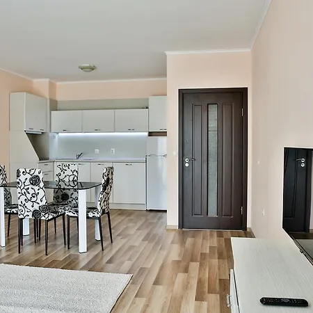Apartament Al Rial Shkorpilovtsi