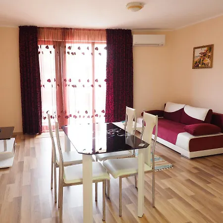 Al Rial Apartament Shkorpilovtsi