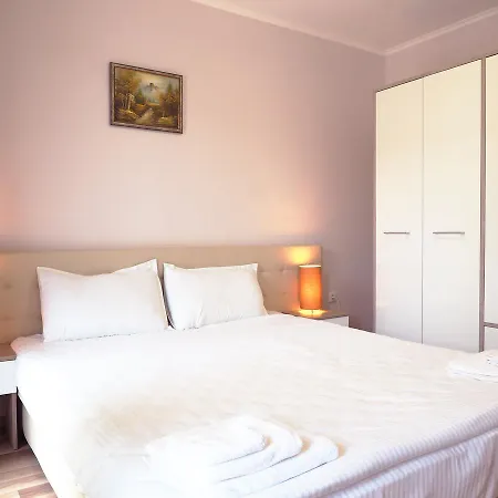 Al Rial Apartament Shkorpilovtsi