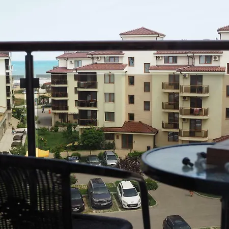 Al Rial Apartament Shkorpilovtsi