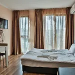 Al Rial Appartement Shkorpilovtsi