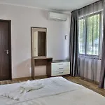 Al Rial Appartement Shkorpilovtsi
