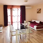 Al Rial Appartement Shkorpilovtsi