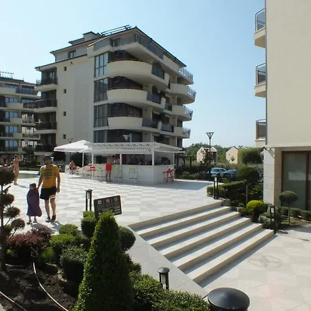 Apartment Al Rial Shkorpilovtsi