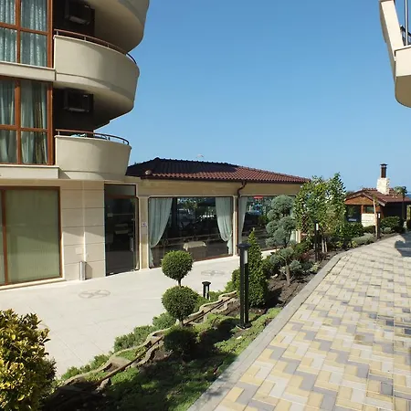 Al Rial Шкорпиловци