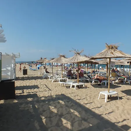 Апартамент Al Rial *