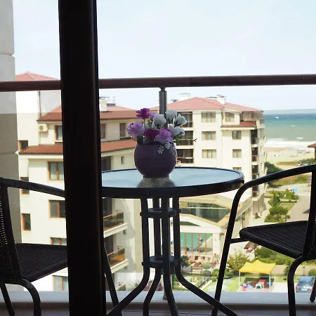 Апартамент Al Rial *