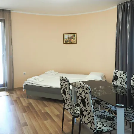 Al Rial Апартамент Шкорпиловци