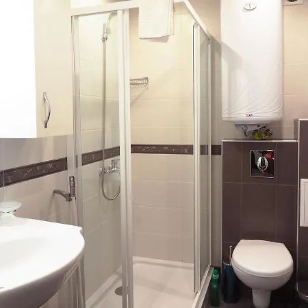 Апартамент Al Rial *