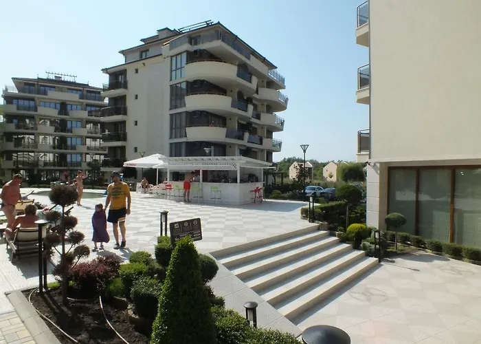 아파트 Al Rial 슈코르필로브치